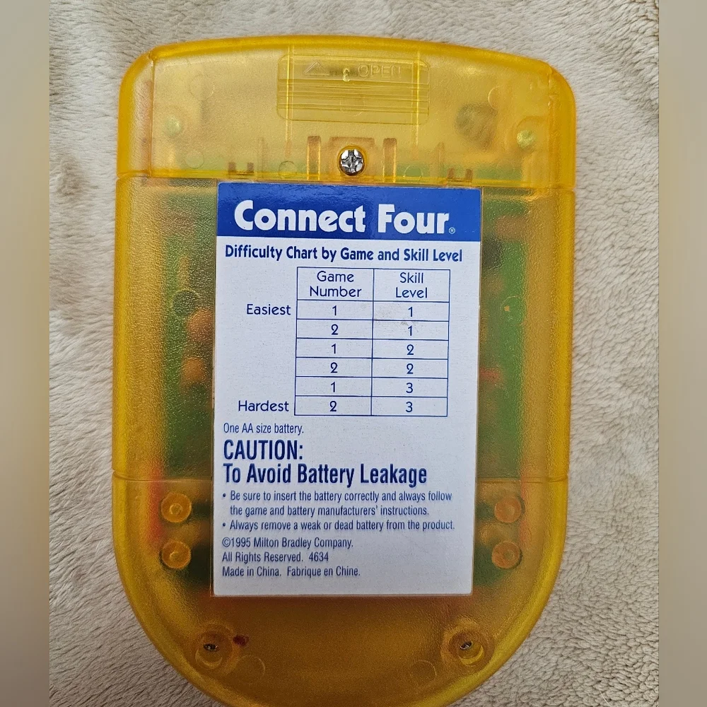 Vintage 1995 Milton Bradley Connect Four Electronic Handheld Game